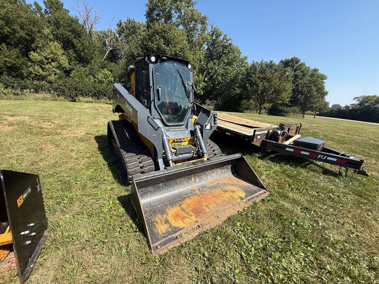 deere-331g-image-14