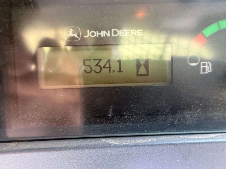 deere-331g-image-11