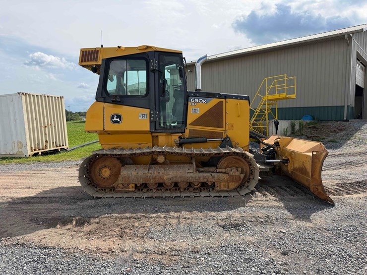 2014-deere-650k-lgp-image-6