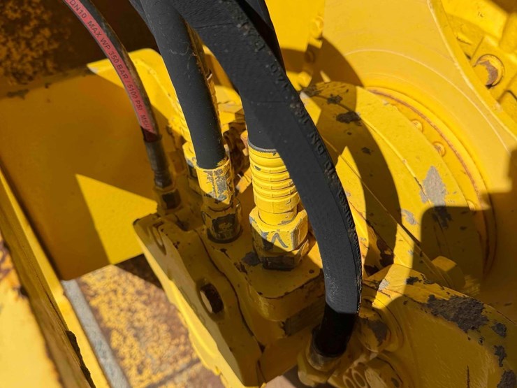 bomag-bw211d-3-image-10