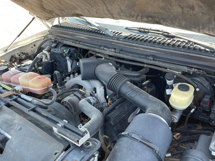 2001-ford-f350-image-57