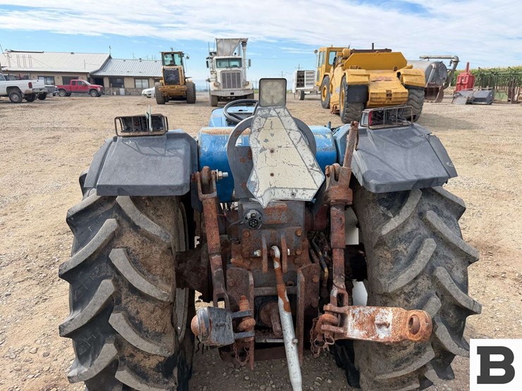 ford-tractor-image-21
