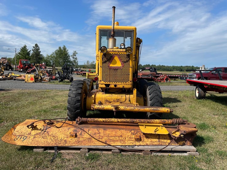 1964-caterpillar-12e-image-4