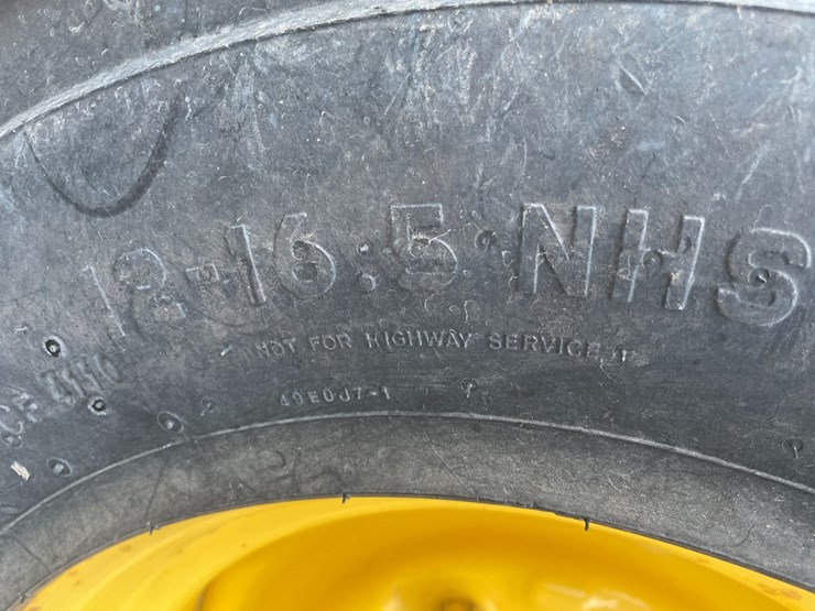 2006-new-holland-ls180-image-13