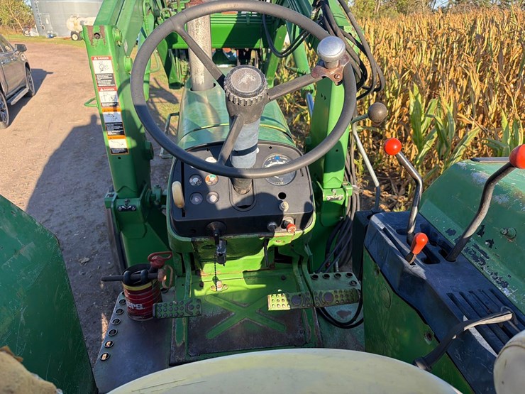 john-deere-4230-image-19