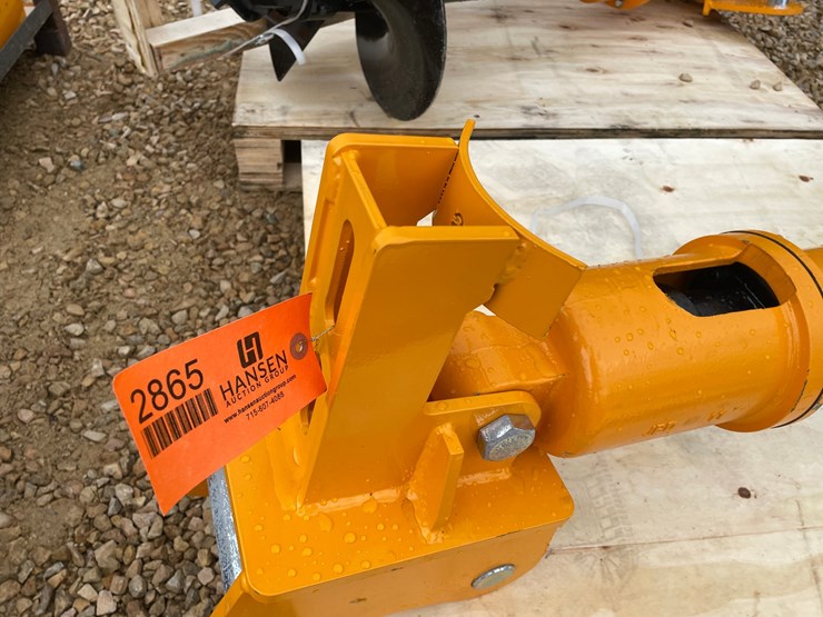 caterpillar-303-image-4