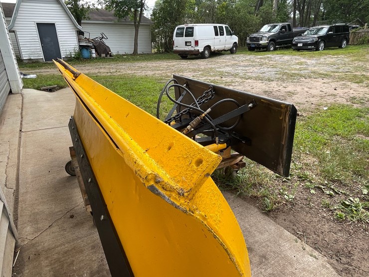 #511-•-meyers-7'-6"-skid-steer-mount-snow-plow-(eau-claire,-wi)-image-8