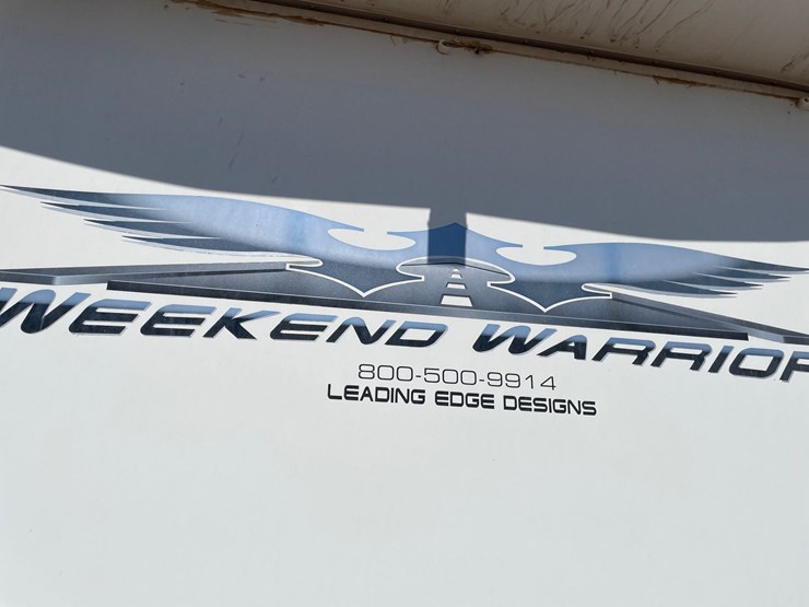 #1861-•-2008-weekend-warrior-(has-nm-title)-image-58