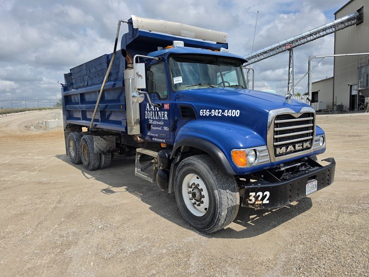 #25404-•-2003-mack-cv713-granite-tandem-axel-dump-truck-image-22