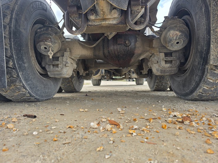 #25405-•-2003-mack-cv713-granite-truck-image-53