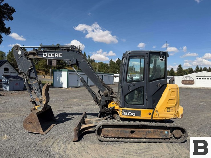 2016-deere-60g-image-3