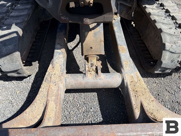 2016-deere-60g-image-39
