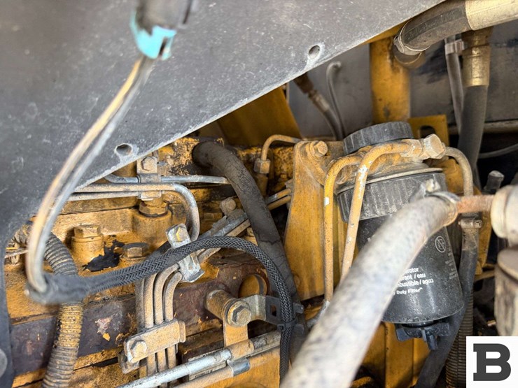2005-caterpillar-930g-image-33