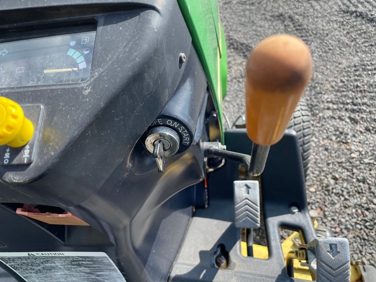 2010-john-deere-2305-image-40