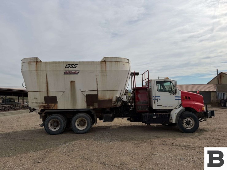 2002-sterling-l9500-image-6
