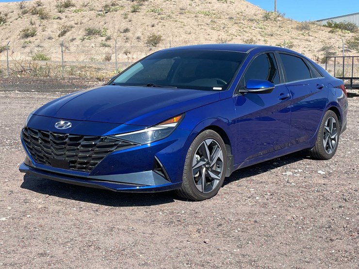 #1859-•-2023-hyundai-elantra-(has-nm-title)-image-48