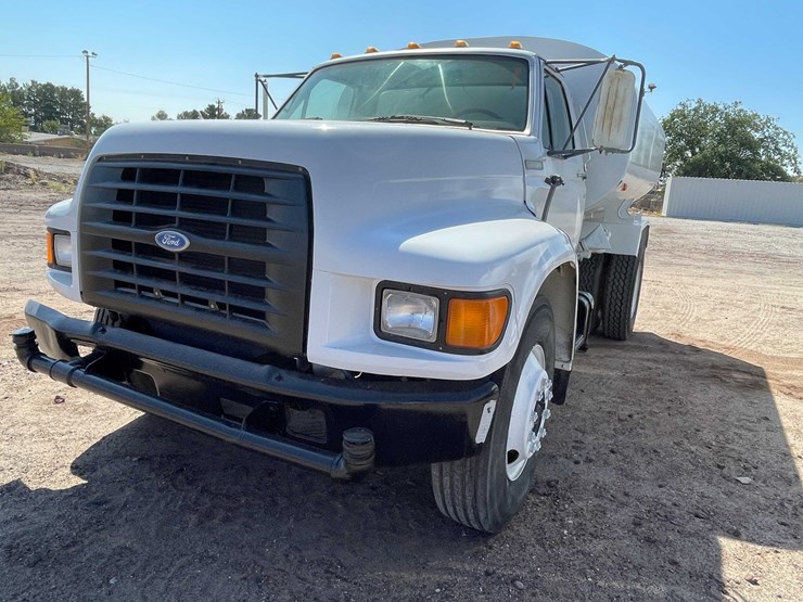 1997-ford-f800-image-69