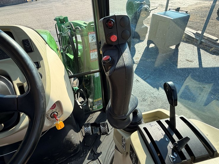 2008-john-deere-4720-image-13