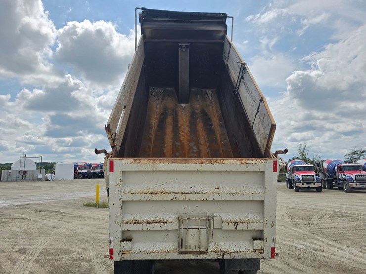 #25405-•-2003-mack-cv713-granite-truck-image-26