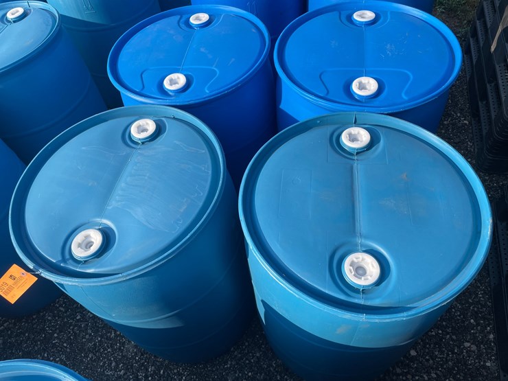 #5124-•-(4)-55-gallon-plastic-drums-image-2