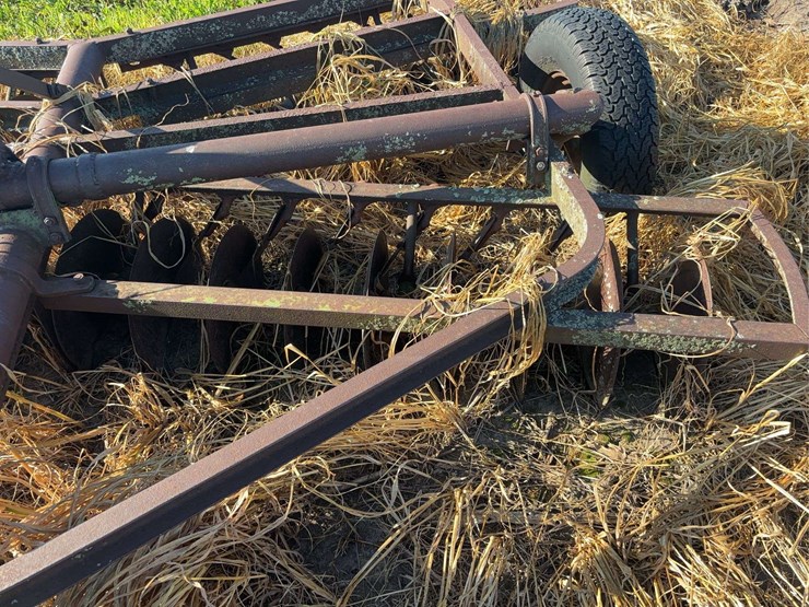 john-deere-11-image-16