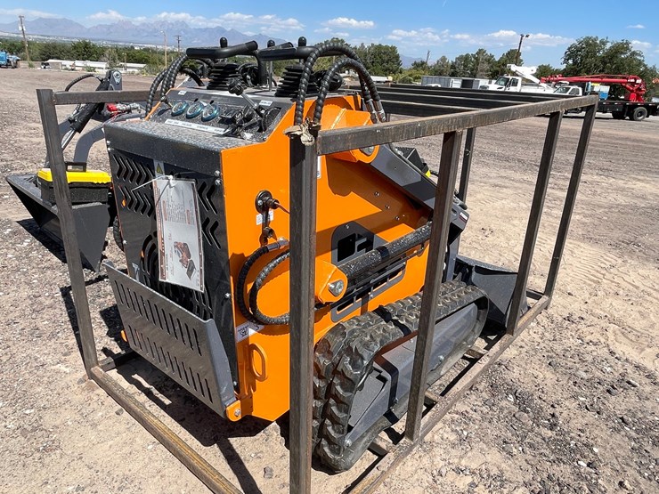 #2066-•-unused-2026-landhonor-mini-skid-steer-loader-image-34