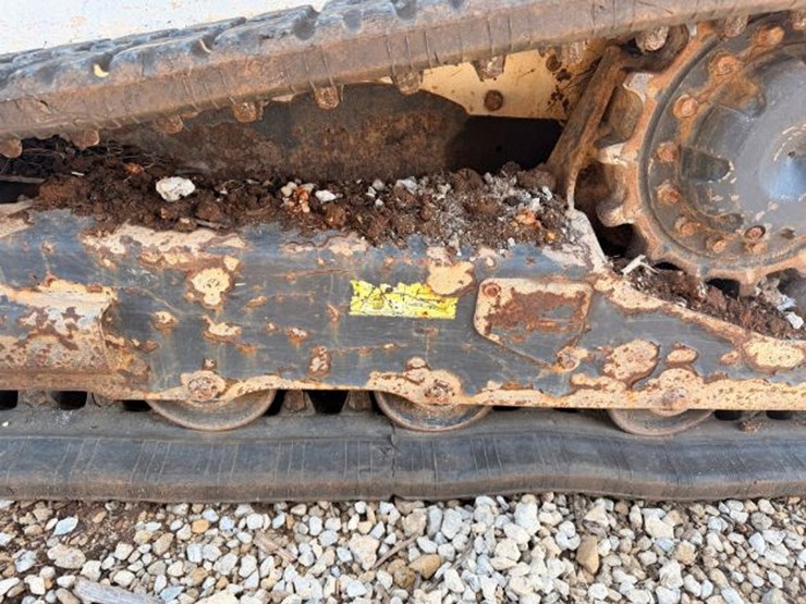 2019-bobcat-t450-image-4