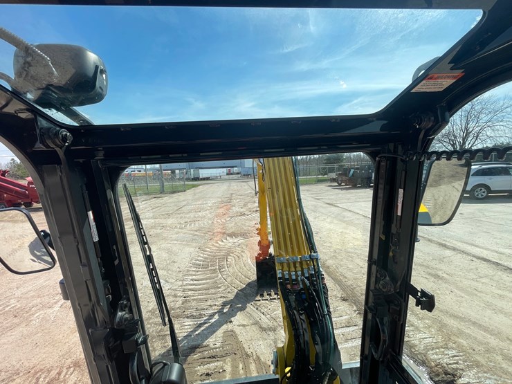 #105-•-2024-komatsu-55mr-5-excavator-(kaukauna,-wi)-image-41
