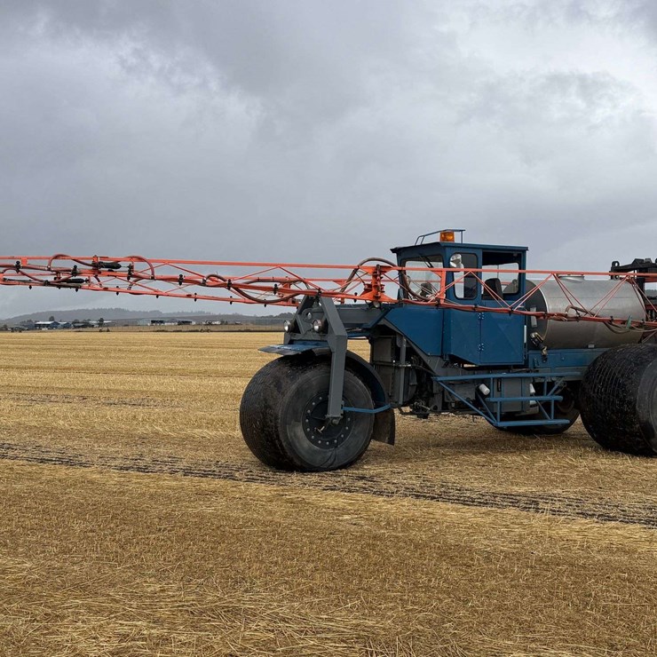 1990 Custom Sprayer Buggy