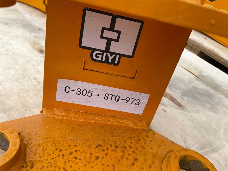 caterpillar-305-image-7