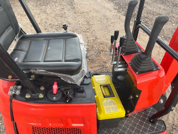 #2034-•-unused-mini-excavator-image-23