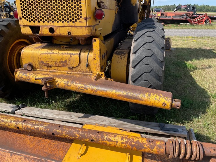 1964-caterpillar-12e-image-32