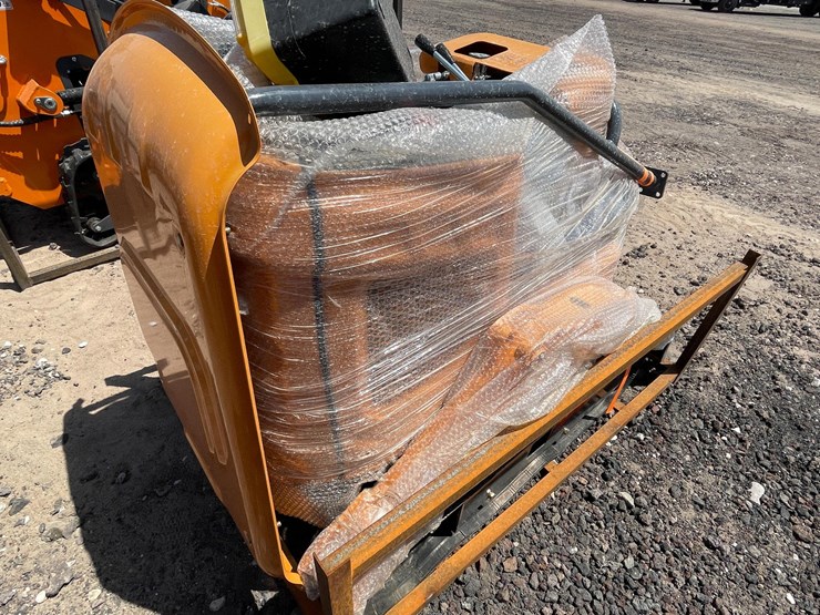 #2030-•-unused-2026-landhonor-mini-excavator-image-6
