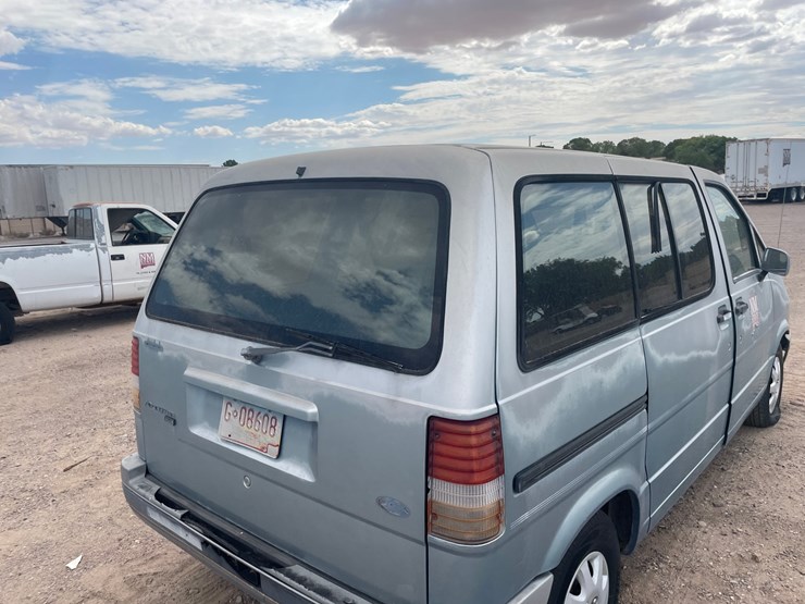 #1882-•-1992-ford-aerostar-xl-passenger-van-(has-nm-title)-(offsite-at-nmsu)-image-21