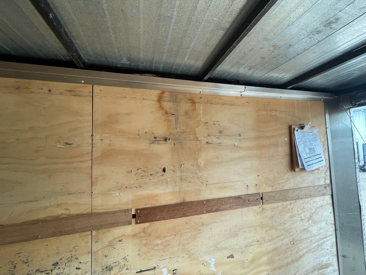 #2959-•-2017-rc-tandem-axle-enclosed-trailer-(no-title)-image-52