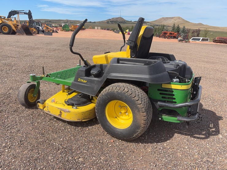 2019-john-deere-540m-image-2