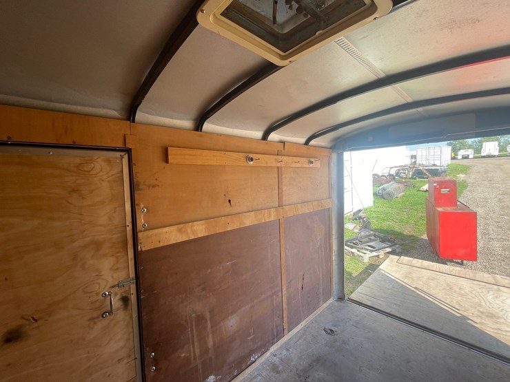 #2413-•-12'-single-axle-enclosed-trailer-(no-title)-image-30