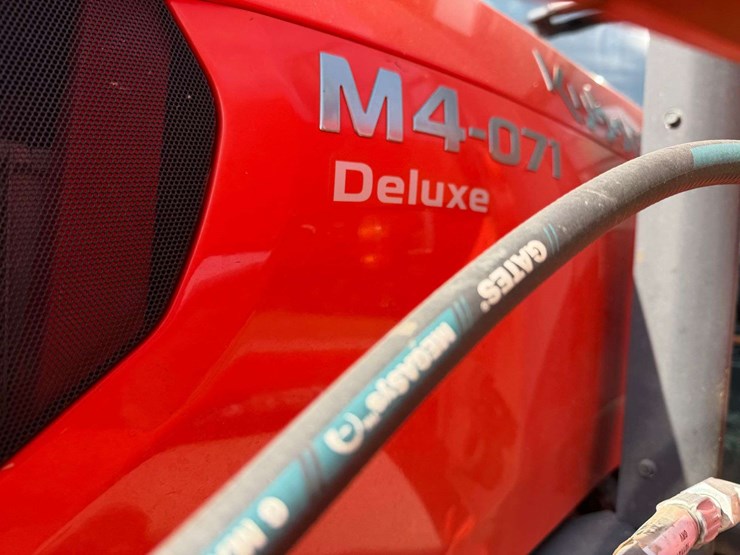 kubota-m4-071-image-33