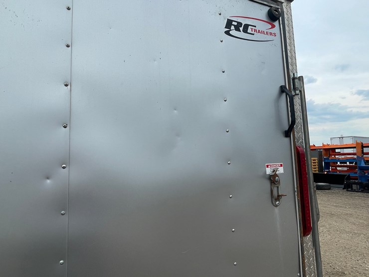 #2959-•-2017-rc-tandem-axle-enclosed-trailer-(no-title)-image-16