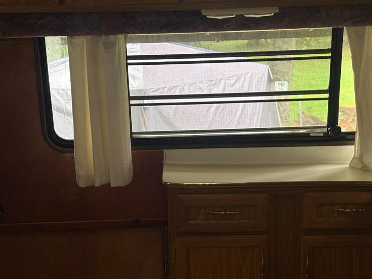 #5944-•-1996-dutchmen-camper-(shawano,-wi)-(has-wi-title)-image-62