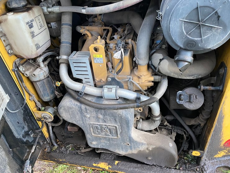2019-caterpillar-259d-image-25