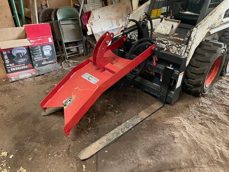 #6201-•-skid-steer-hydraulic-grapple-with-forks-image-1