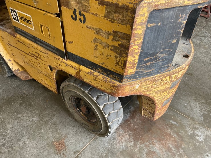 #133-•-cat-pneumatic-forklift-(shawano,-wi)-image-18