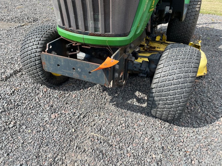 2010-john-deere-2305-image-9