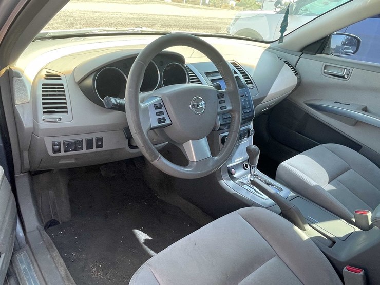 #1854-•-2008-nissan-maxima-(has-nm-title)-image-41