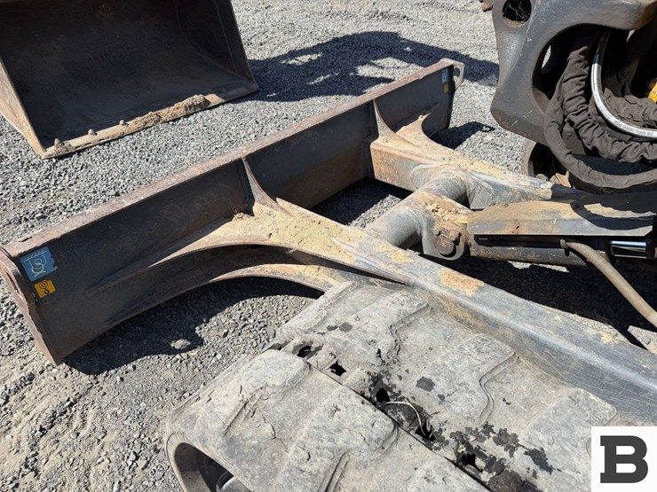 2016-deere-60g-image-24