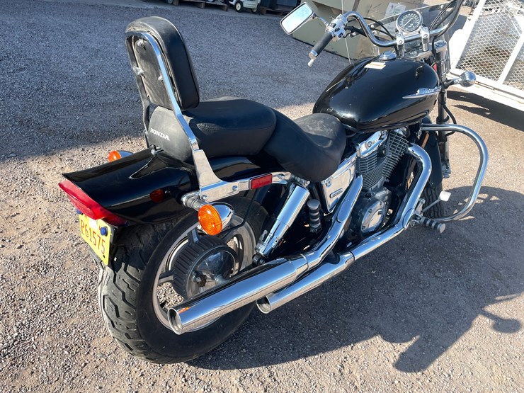 #1863-•-2006-honda-vt1100-(has-nm-title)-image-29