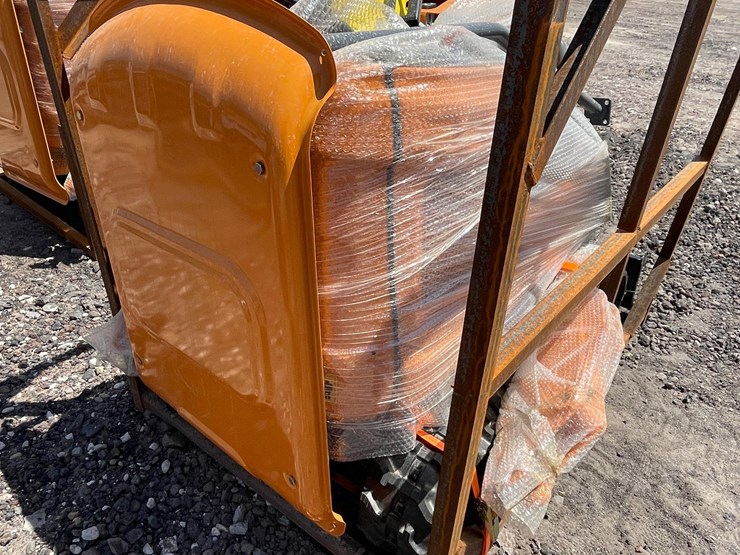 #2031-•-unused-2026-landhonor-mini-excavator-image-8