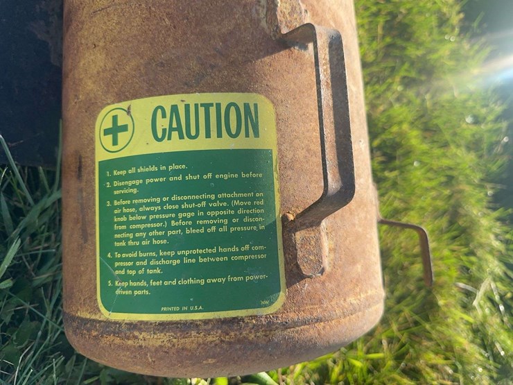 john-deere-air-compressor-image-6