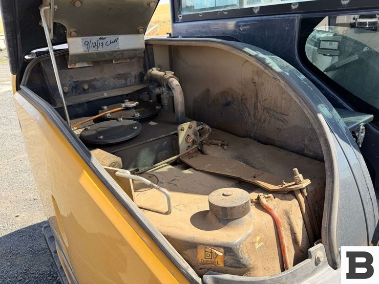 2016-deere-60g-image-50
